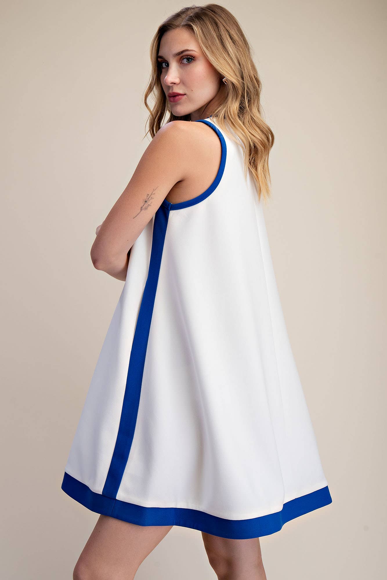 A-line Sleeveless Mini Dress With Round Neck Hem Contrast