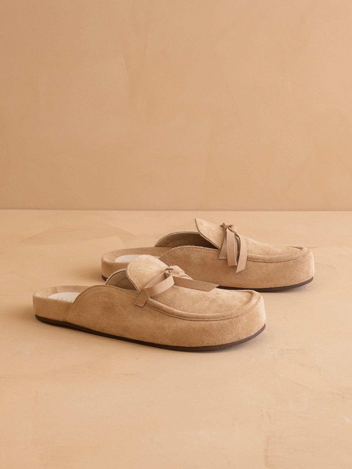 The Stevie | Almond Tie Fall Mule Loafer