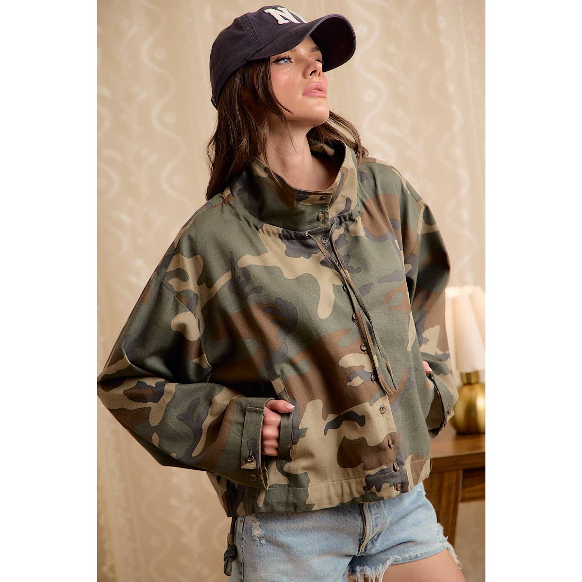 PRINTED HOODED WINDBREAKER JACKET TOP