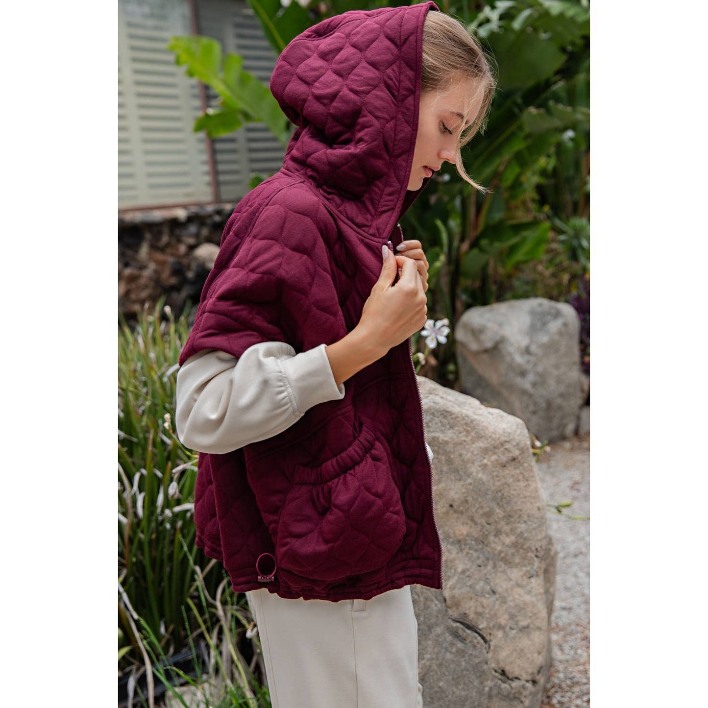 BUBBLE QUILT CINCH HOODIE VEST