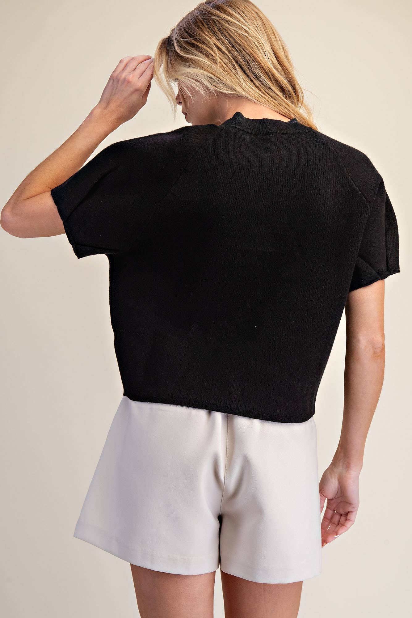 Round Neck Puff Short Sleeve Sweater Top