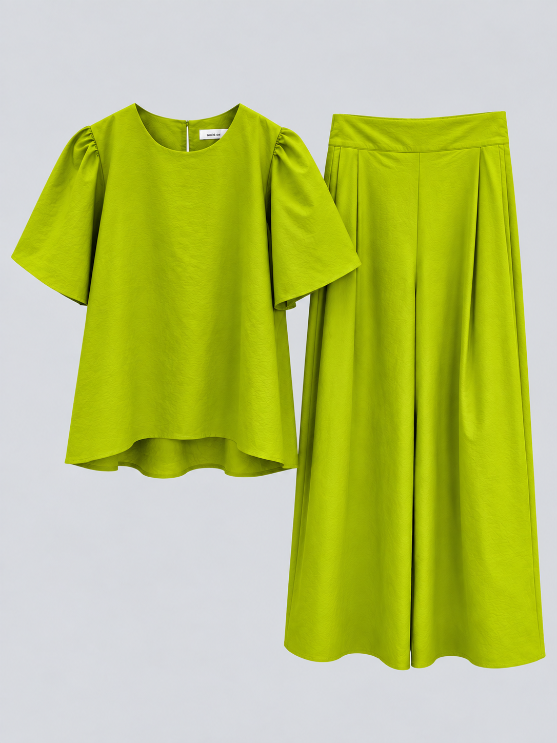 Sandy Premium Poplin Two-Piece Set – Hi-Lo Top & Wide-Leg Pants (#WT61041 & WP61042)