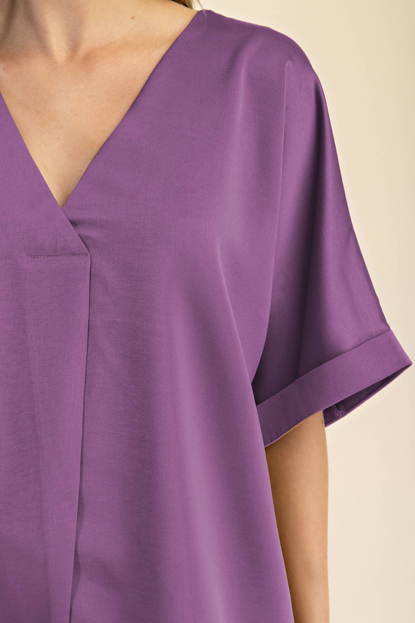 Pull Over Satin Blouse V-neck High Low