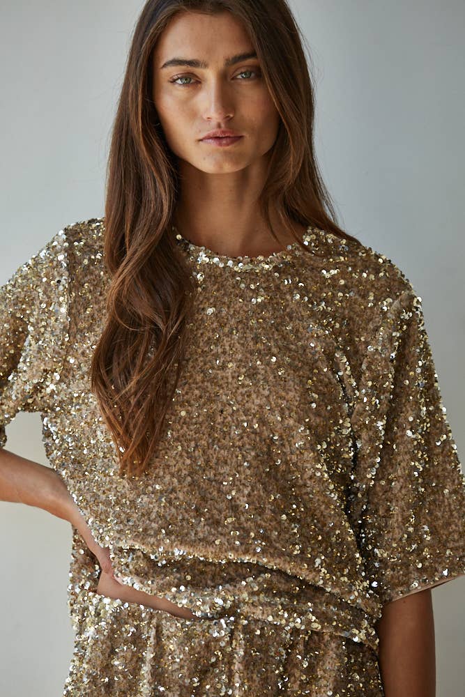 L9140 | Woven Polyester Spandex Sequin Top