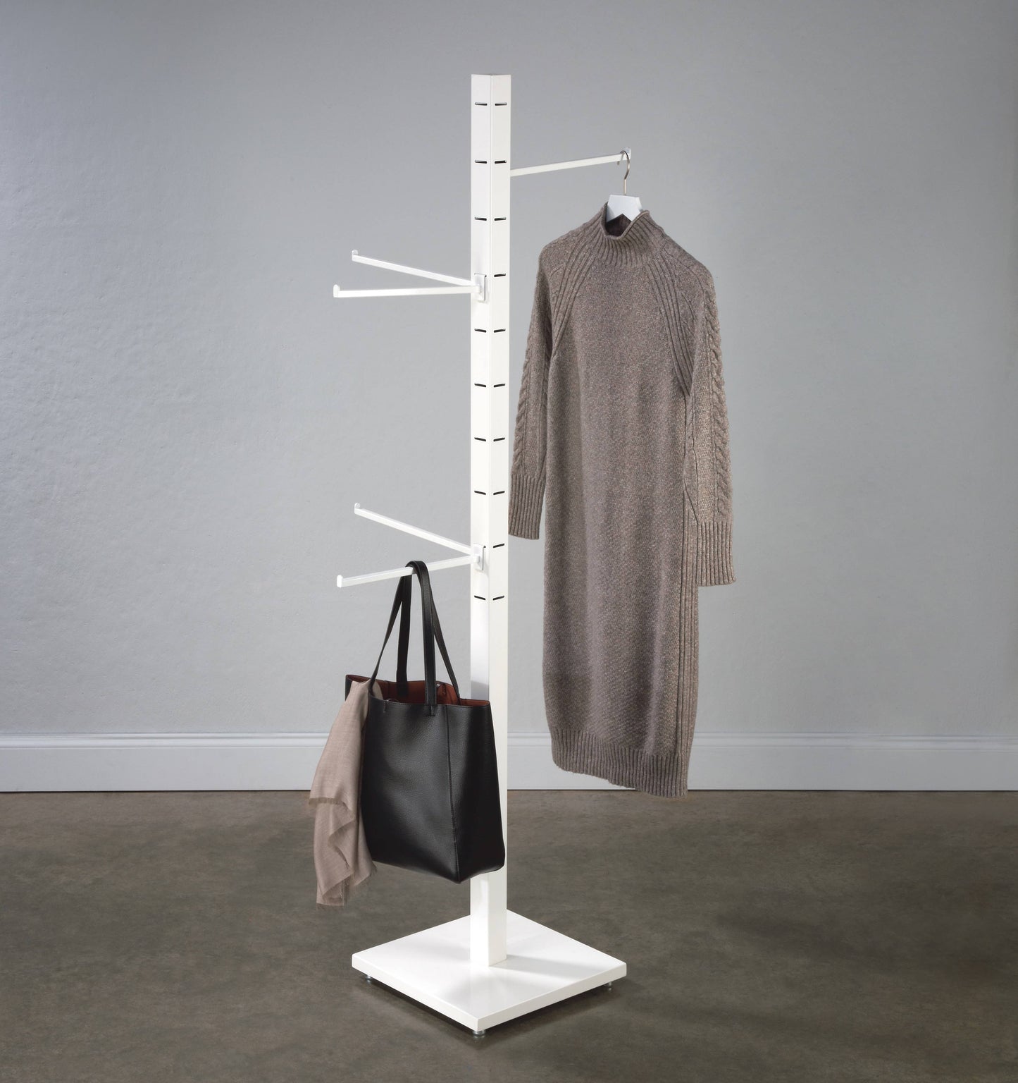 4-Sided Floor Standing Displays with 12 Adjustable Arms