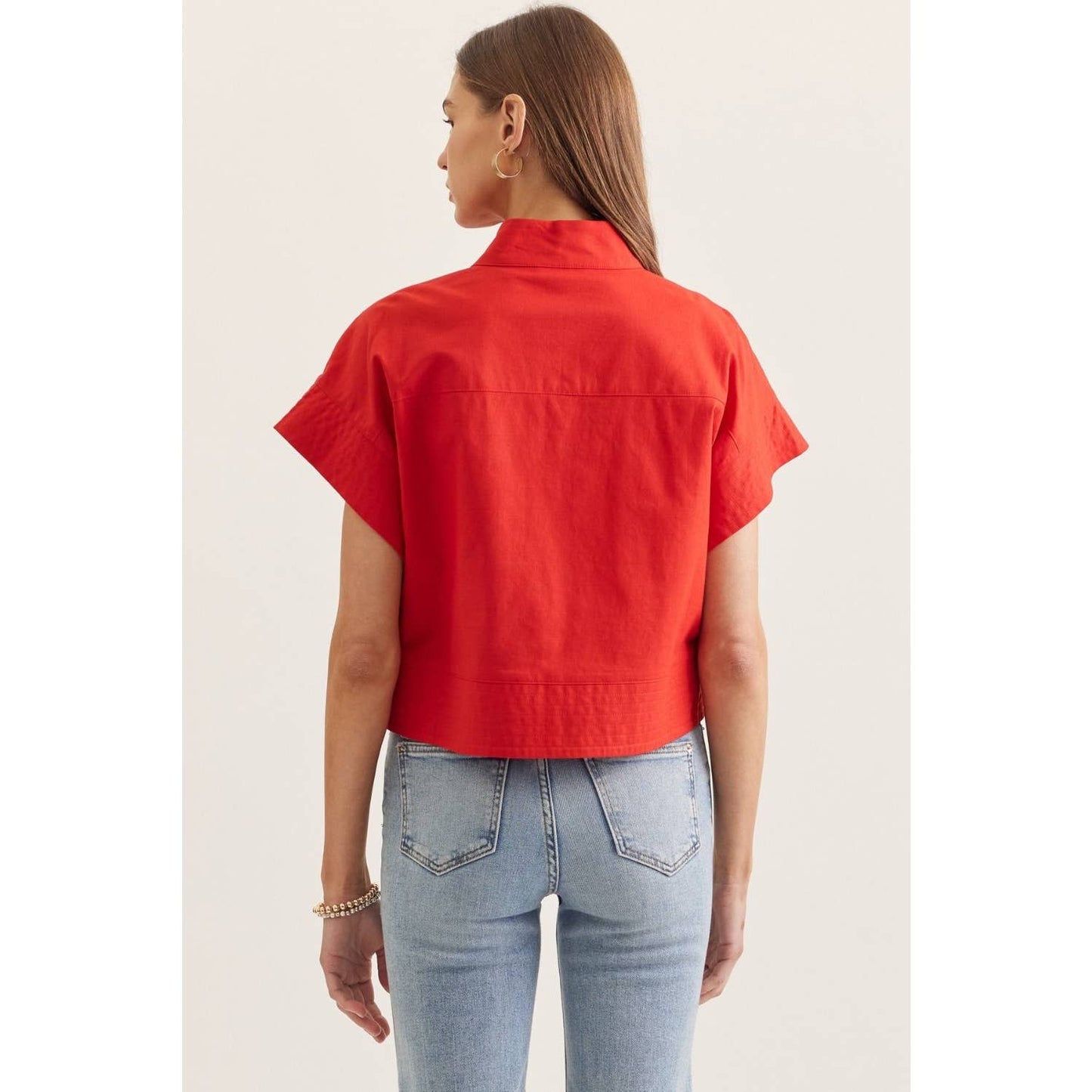 Solid short sleeve stand collar top