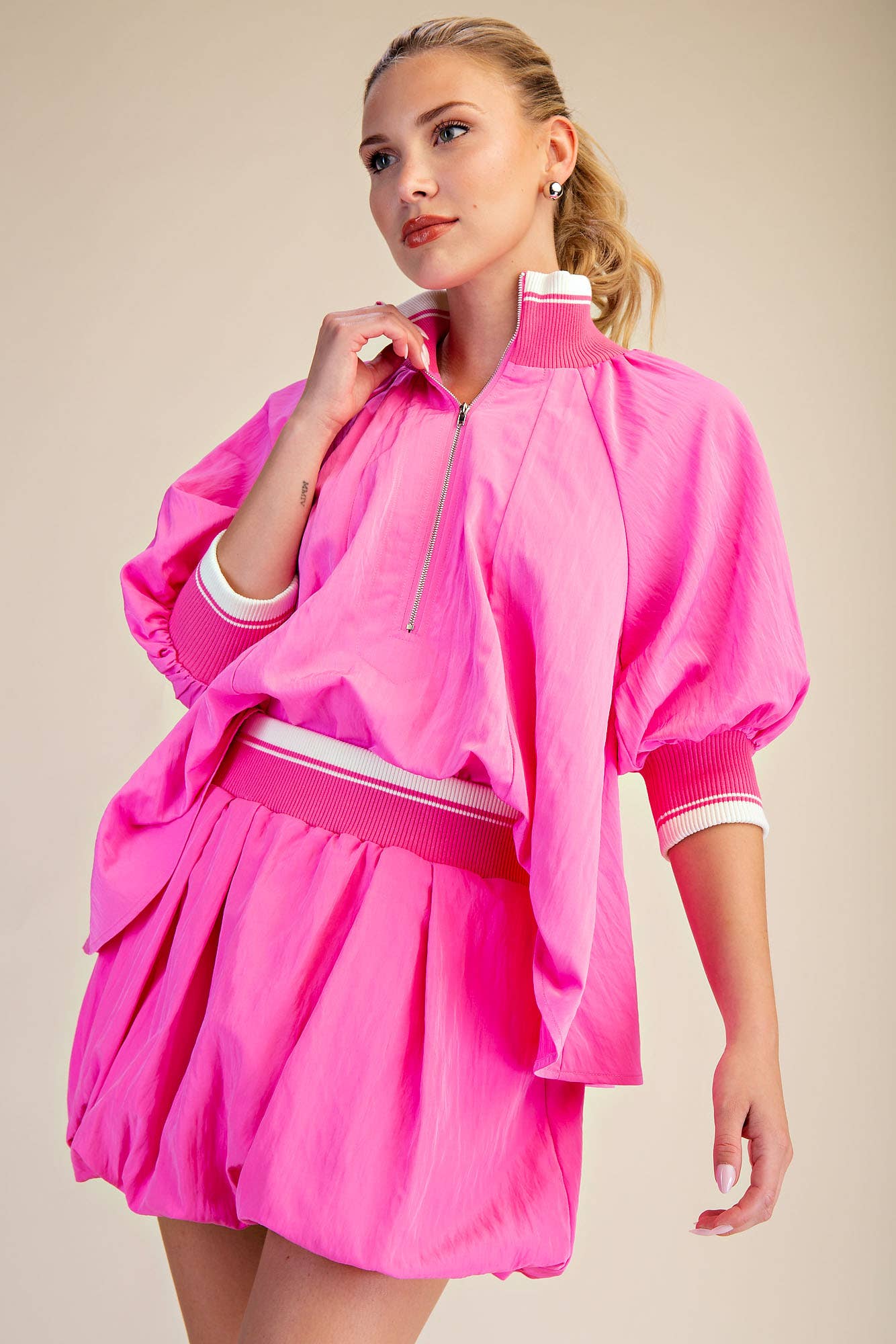 Mock Neck Band Puff Sleeve Blouse