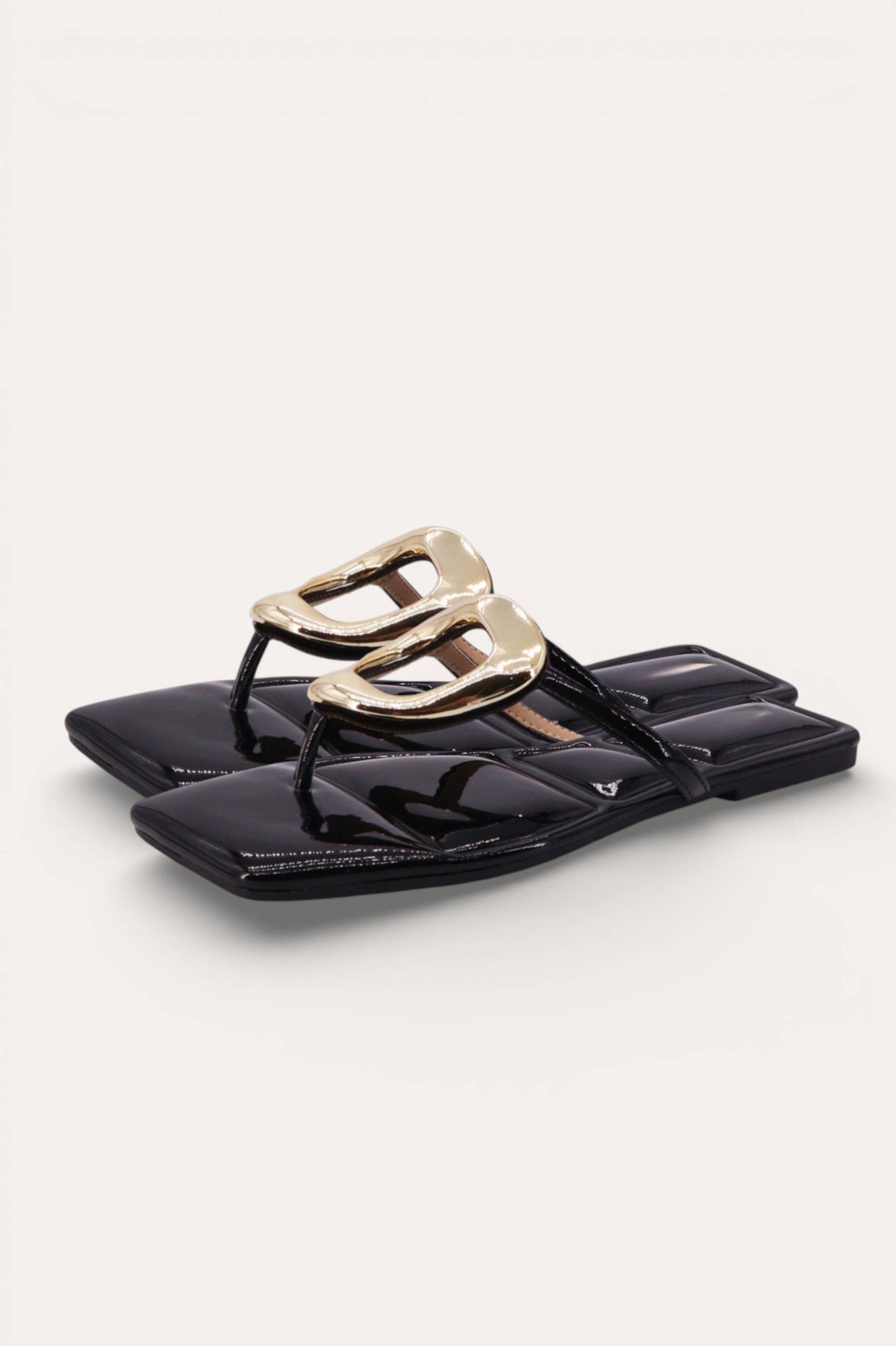 TOKYO-01 SQUARE TOE THONG SANDAL WITH METAL RING DETAILED