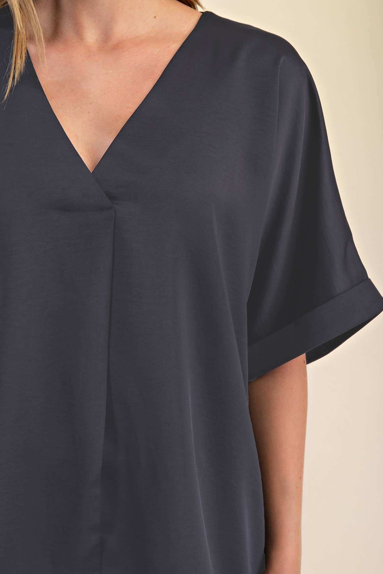 Pull Over Satin Blouse V-neck High Low