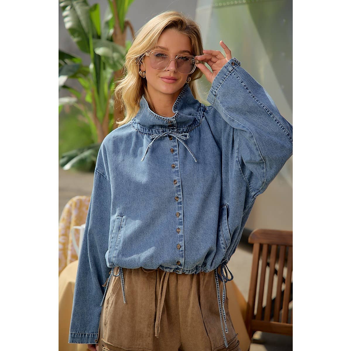 LIGHTWEIGHT WASHED DENIM DRAWSTRING HEM JACKET