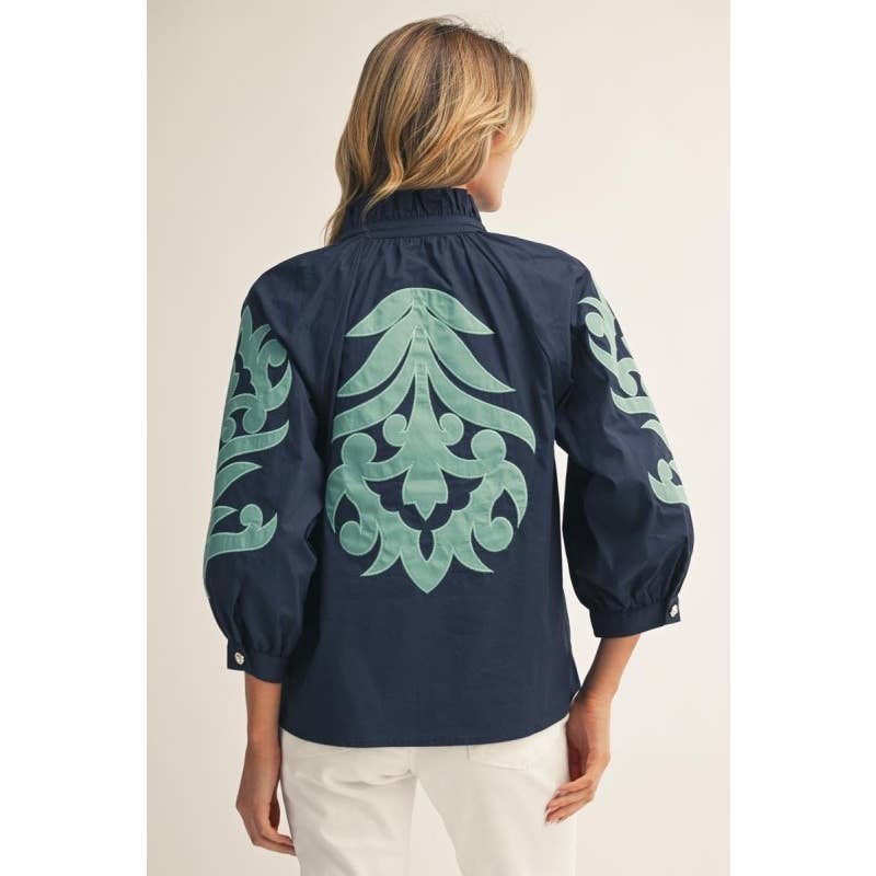 NEW Baroque applique detail top
