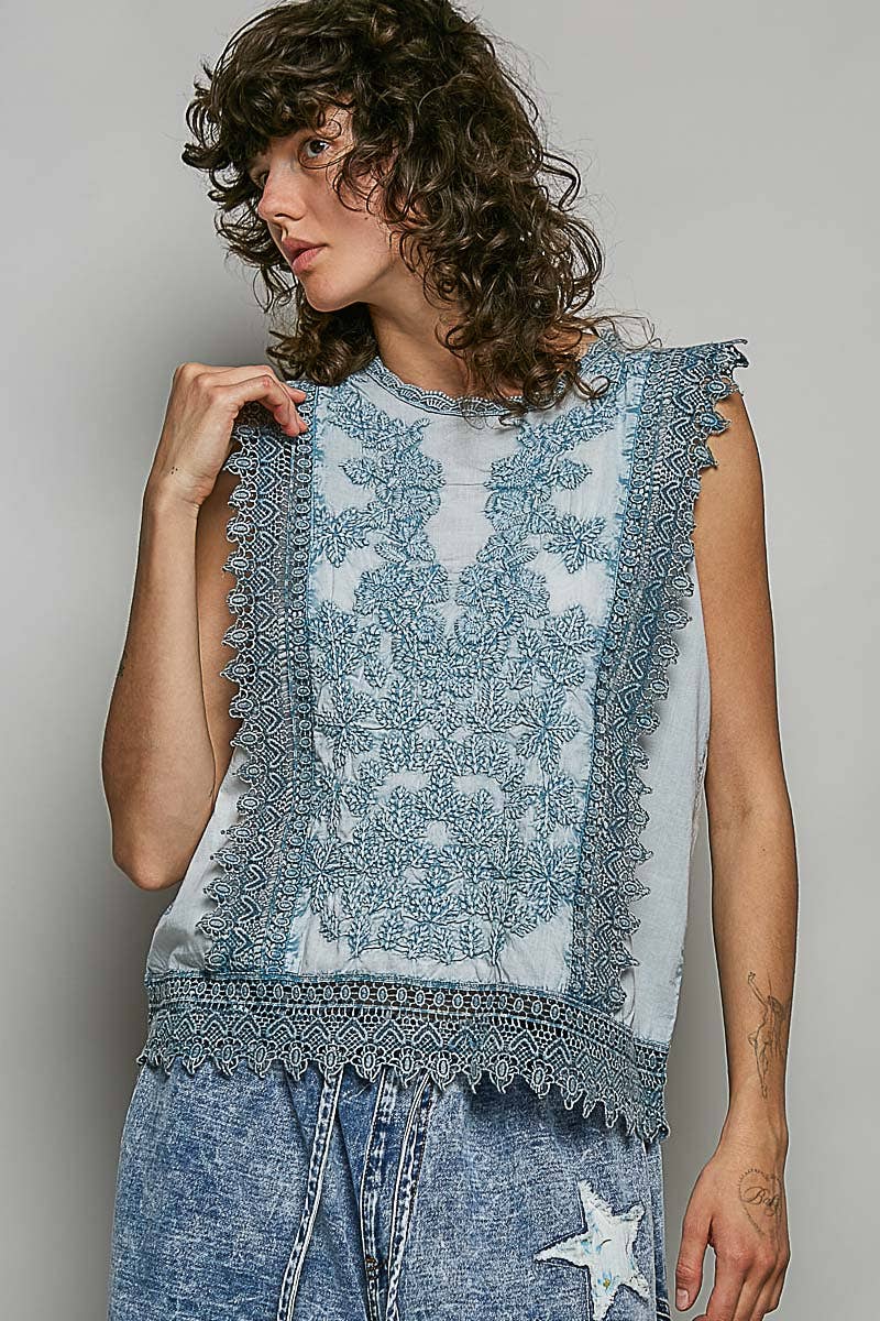Floral Scalloped Lace Trim Embroidered Cotton Top