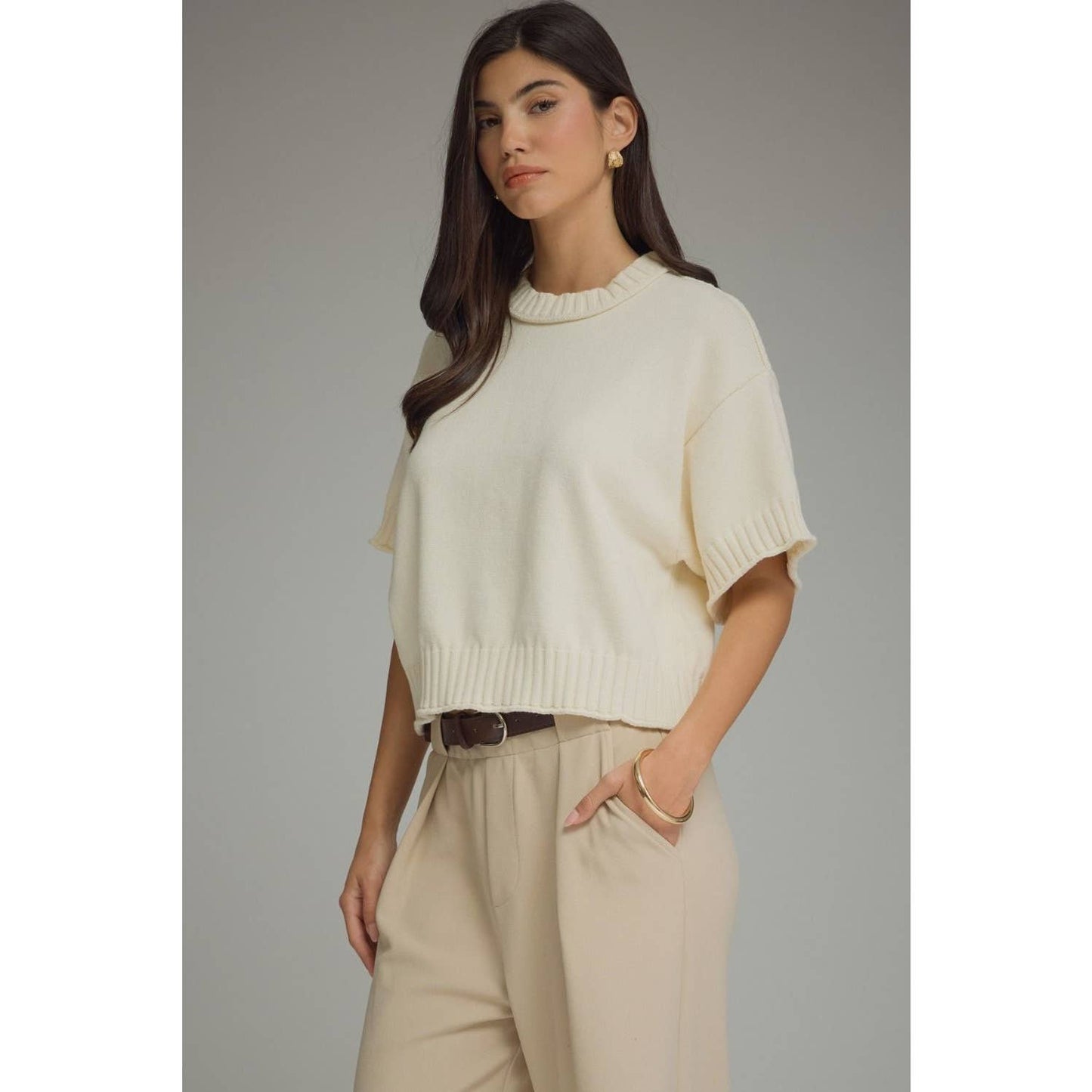 NEW Solid short sleeve knit top