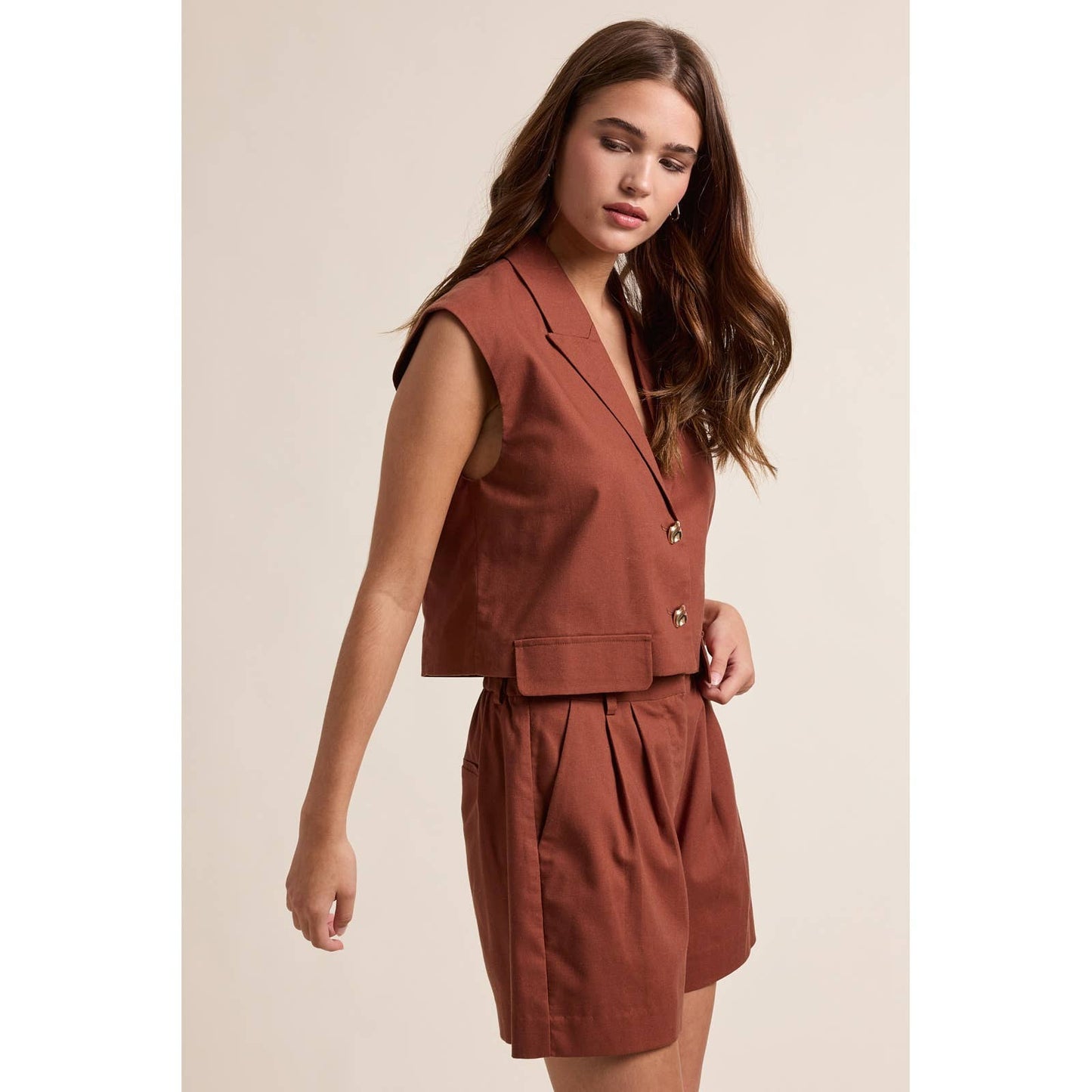 BUTTON-UP VEST AND SHORTS SET / WL25-12189