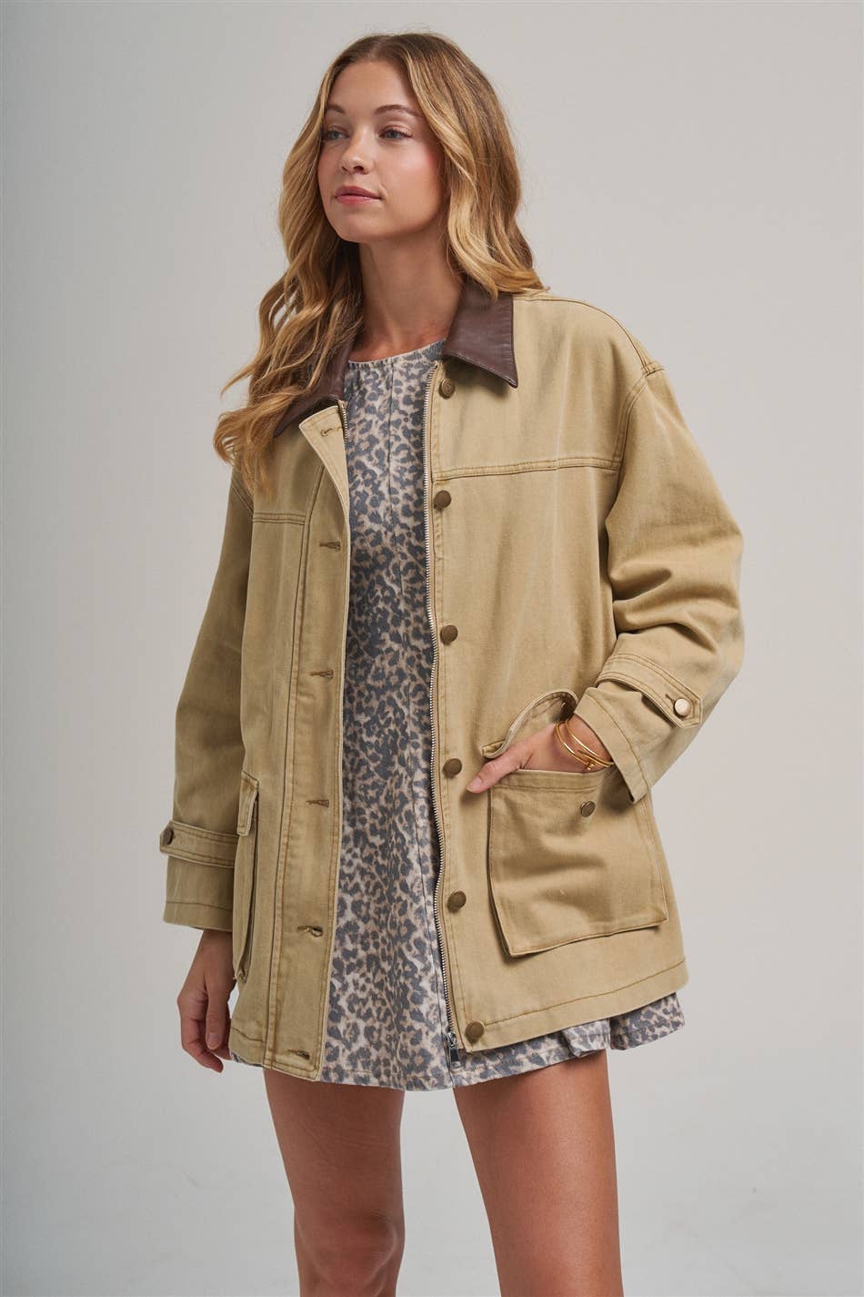 OVERSIZED JACKET WITH FAUX LEATHER COLLAR_LT00279-01