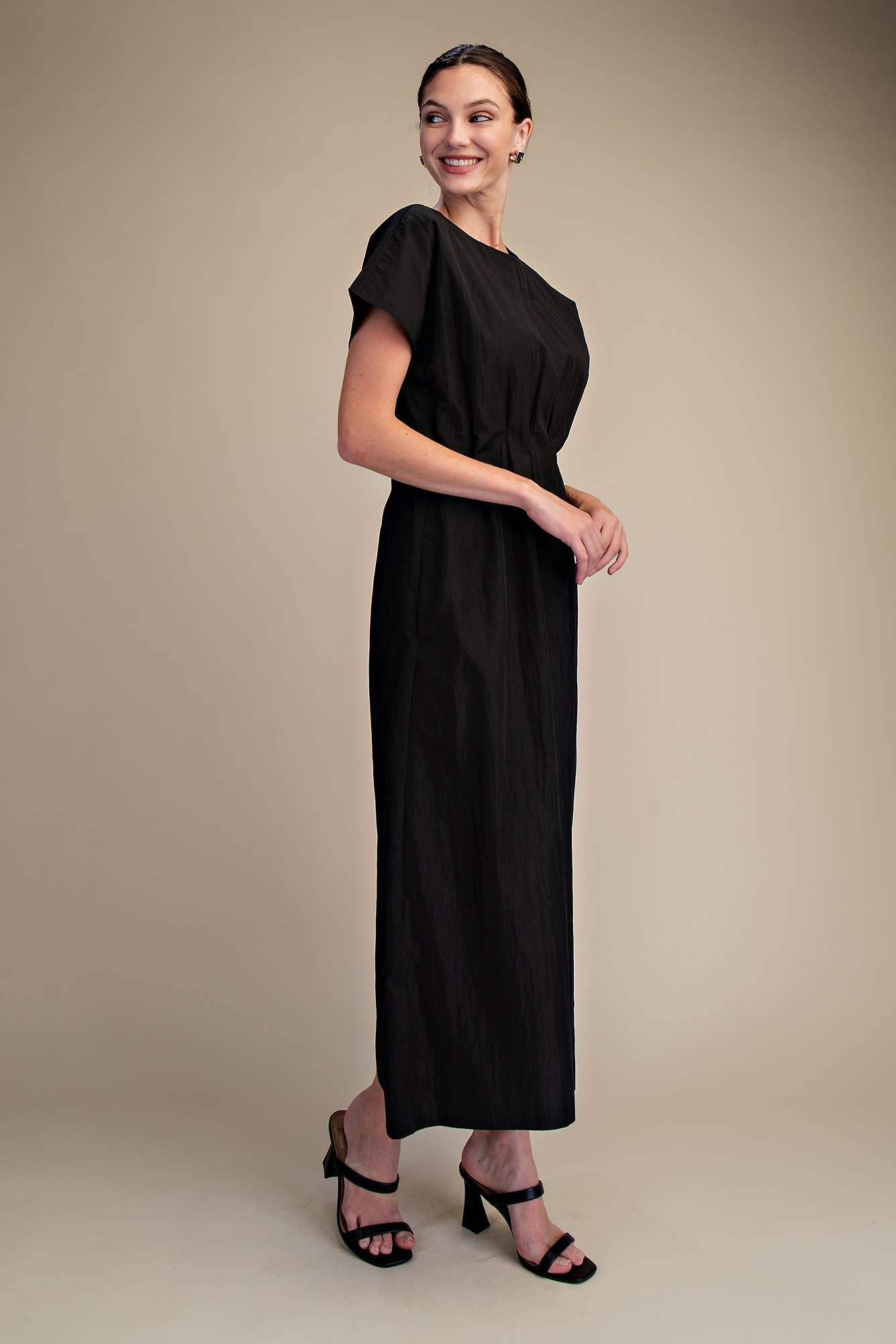 Round Neck Midi Dress