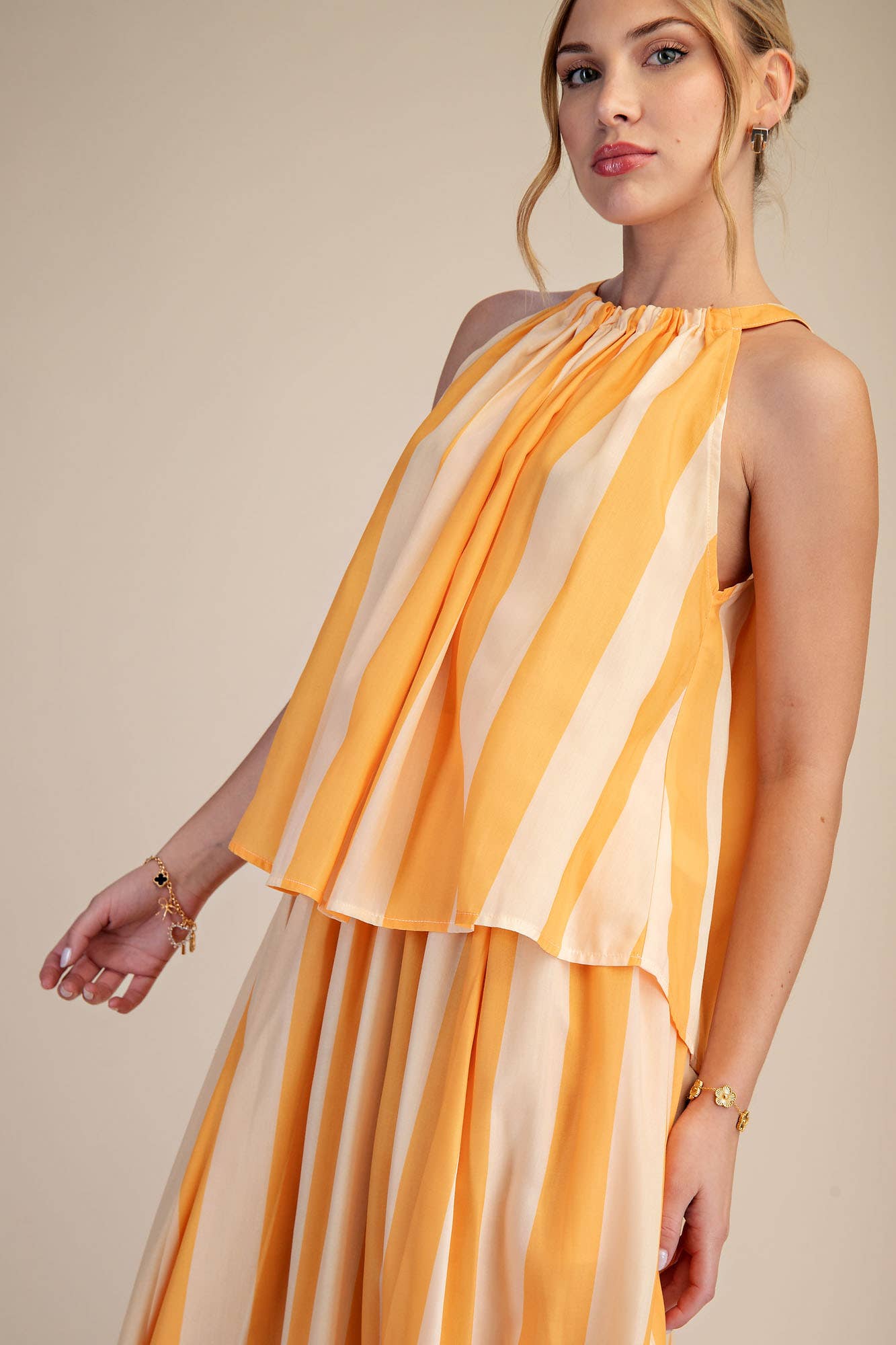 Round Neck Sleeveless Top