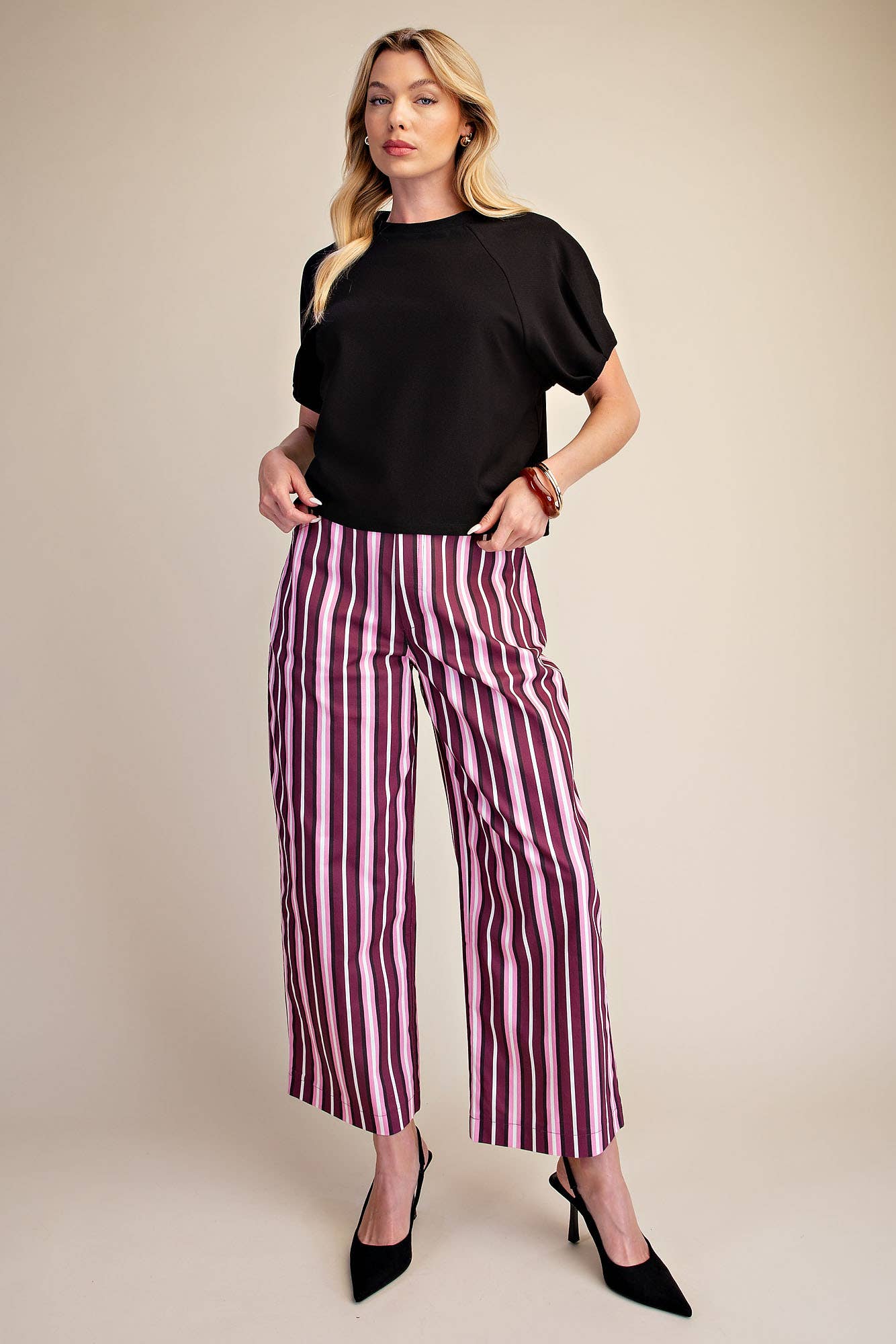 Round Neck Puff Short Sleeve Pullover Top