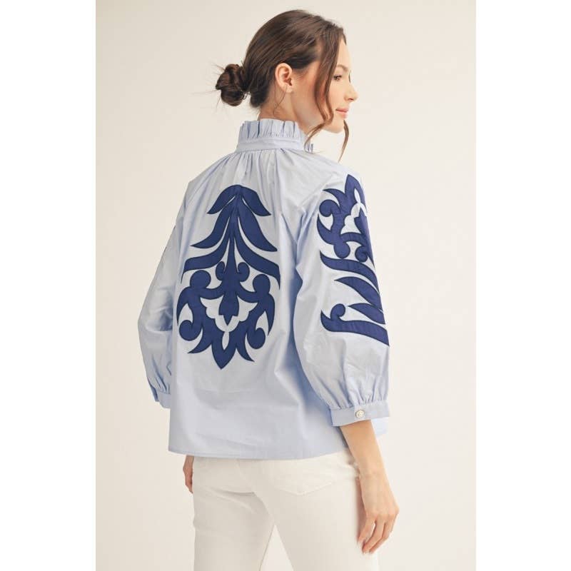 NEW Baroque applique detail top