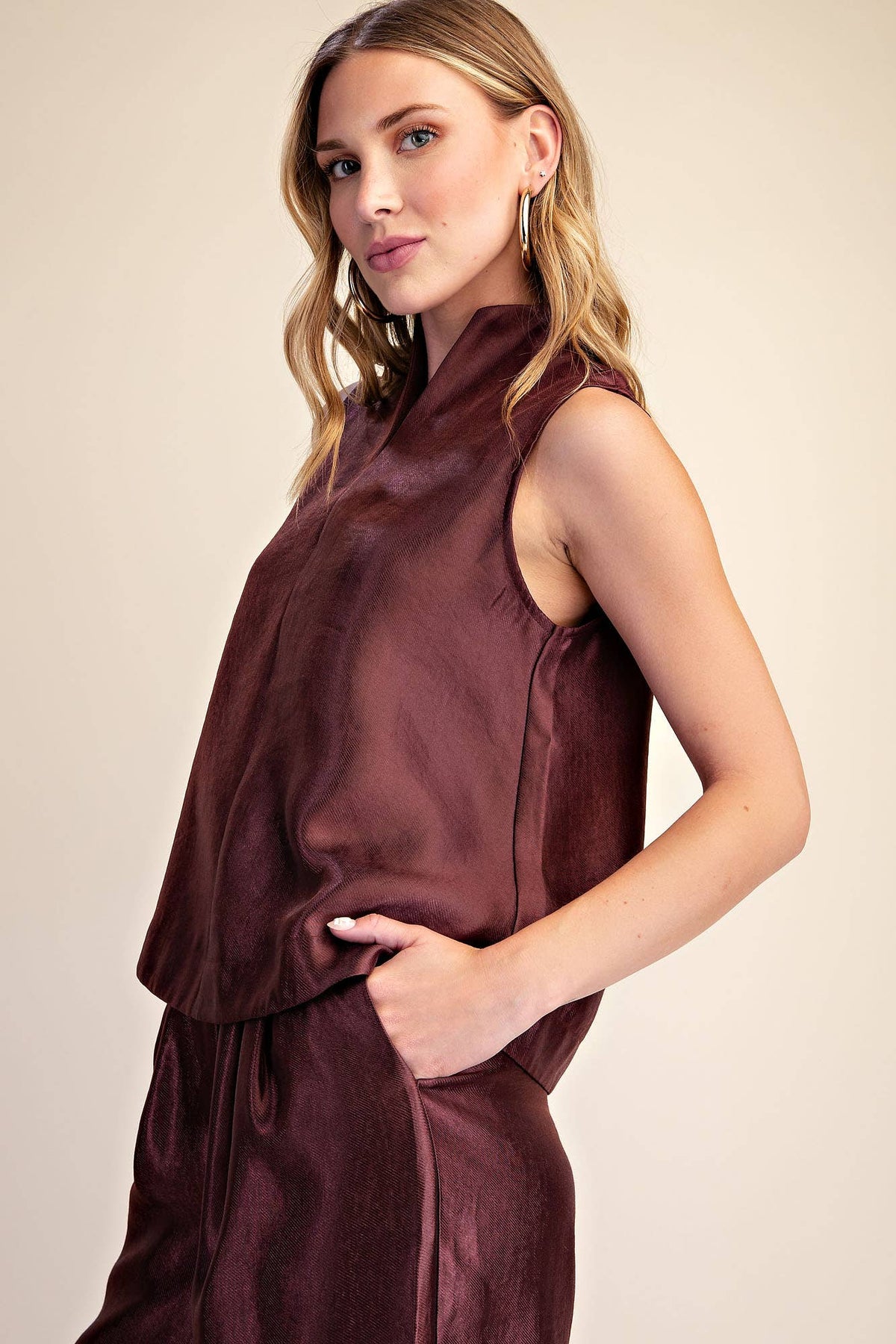 Stand Collar Slit V-Neck Sleeveless Top