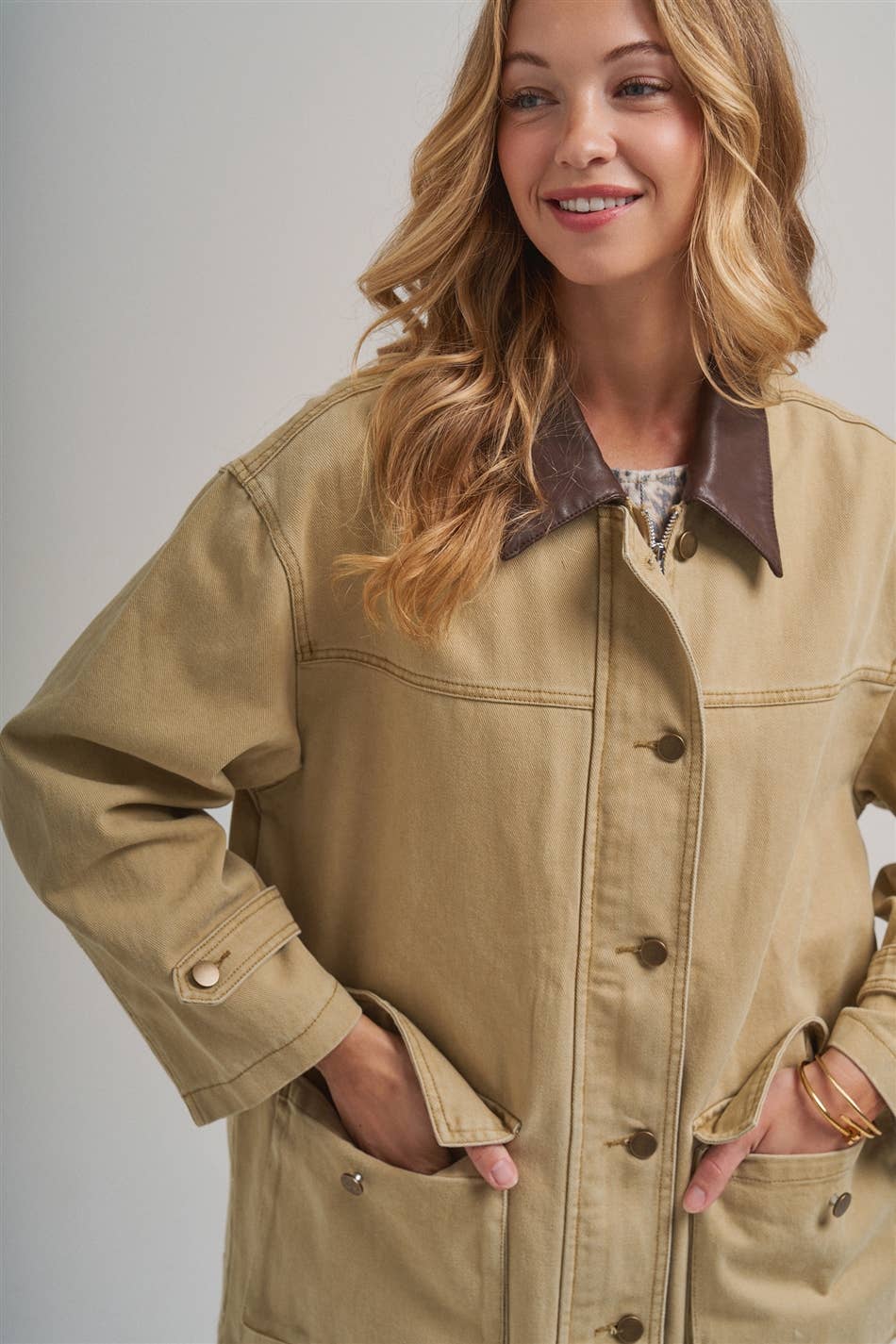 OVERSIZED JACKET WITH FAUX LEATHER COLLAR_LT00279-01