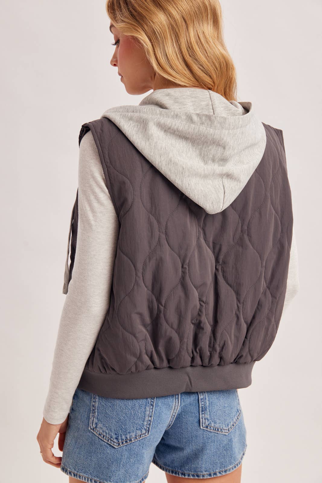 ZIPPER FRONT QUILTED PUFFER VEST CONTRAST HOODIE VEST
