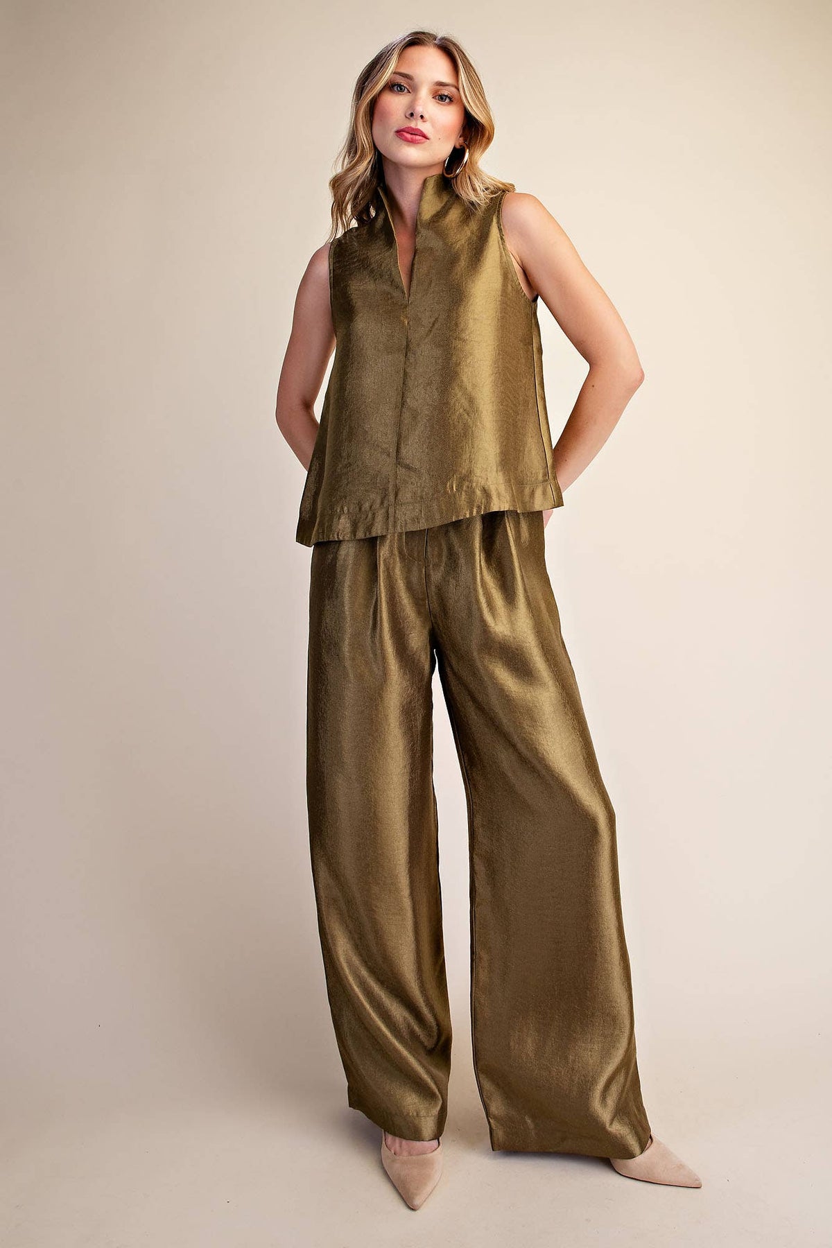 Stand Collar Slit V-Neck Sleeveless Top