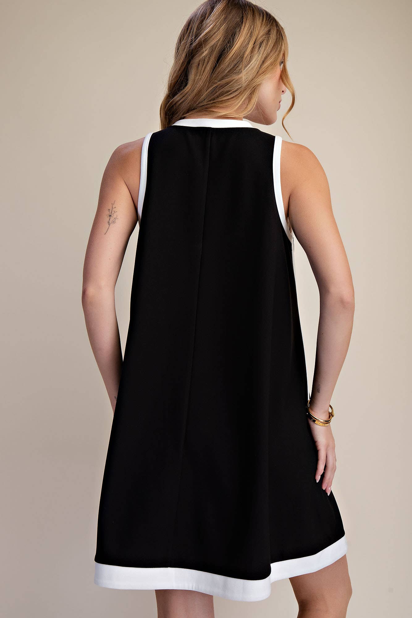A-line Sleeveless Mini Dress With Round Neck Hem Contrast