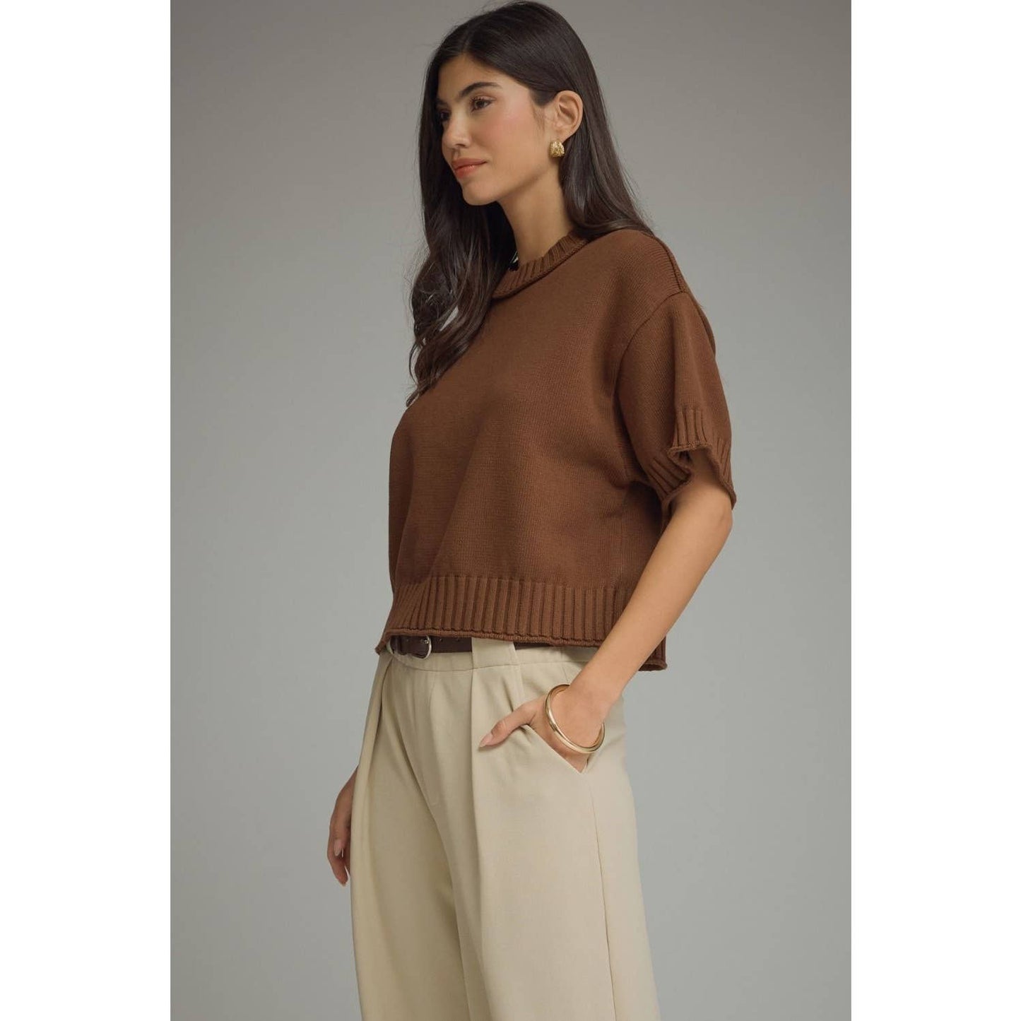 NEW Solid short sleeve knit top
