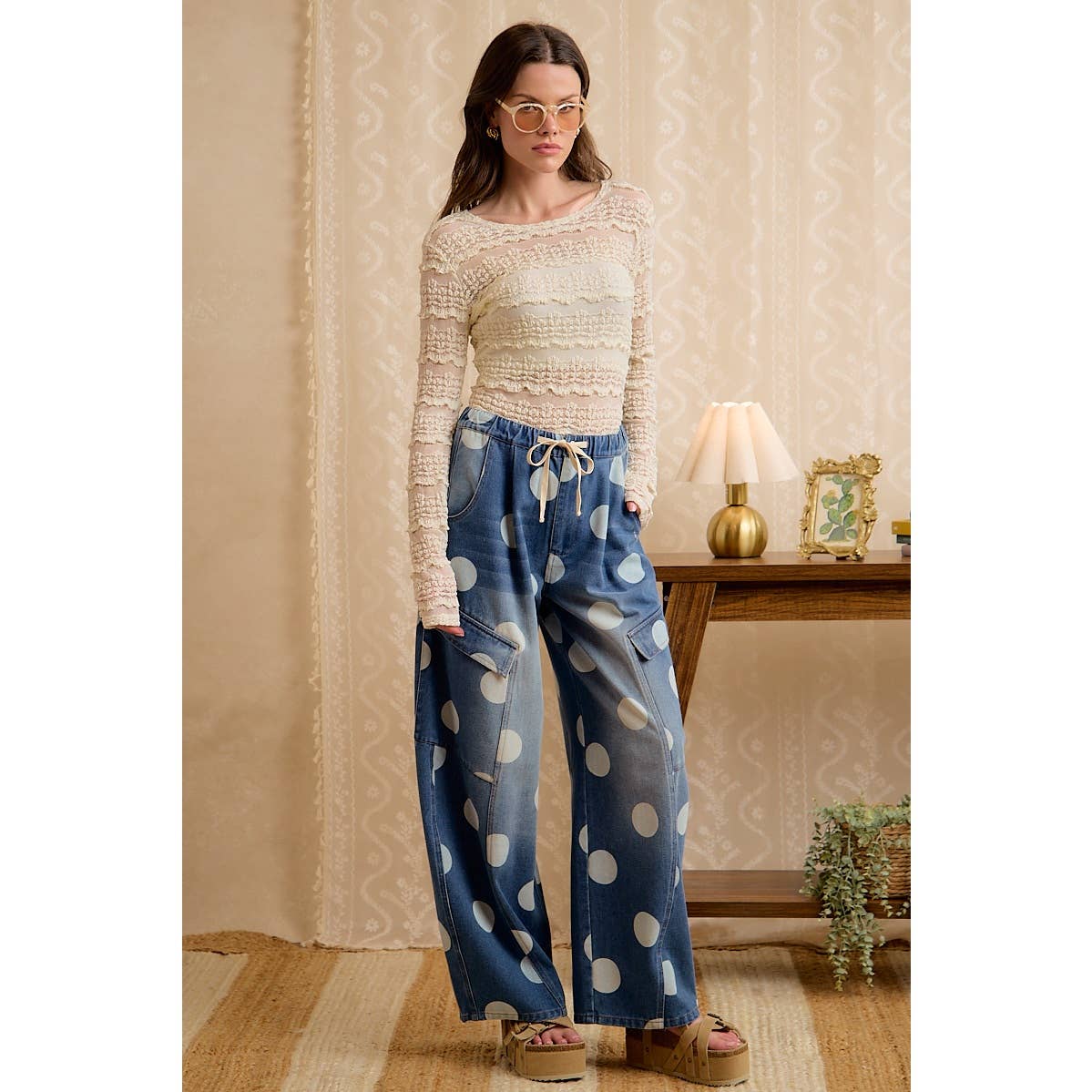 WASHED POLKA DOT DENIM BARREL PANTS WITH CARGO POCKETS