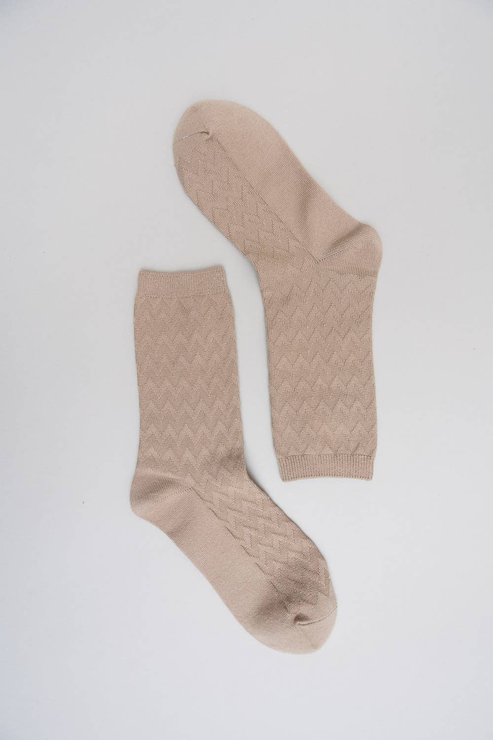 Boho Chic Zig Zag Pattern Socks – Cozy & Stylish for Fall