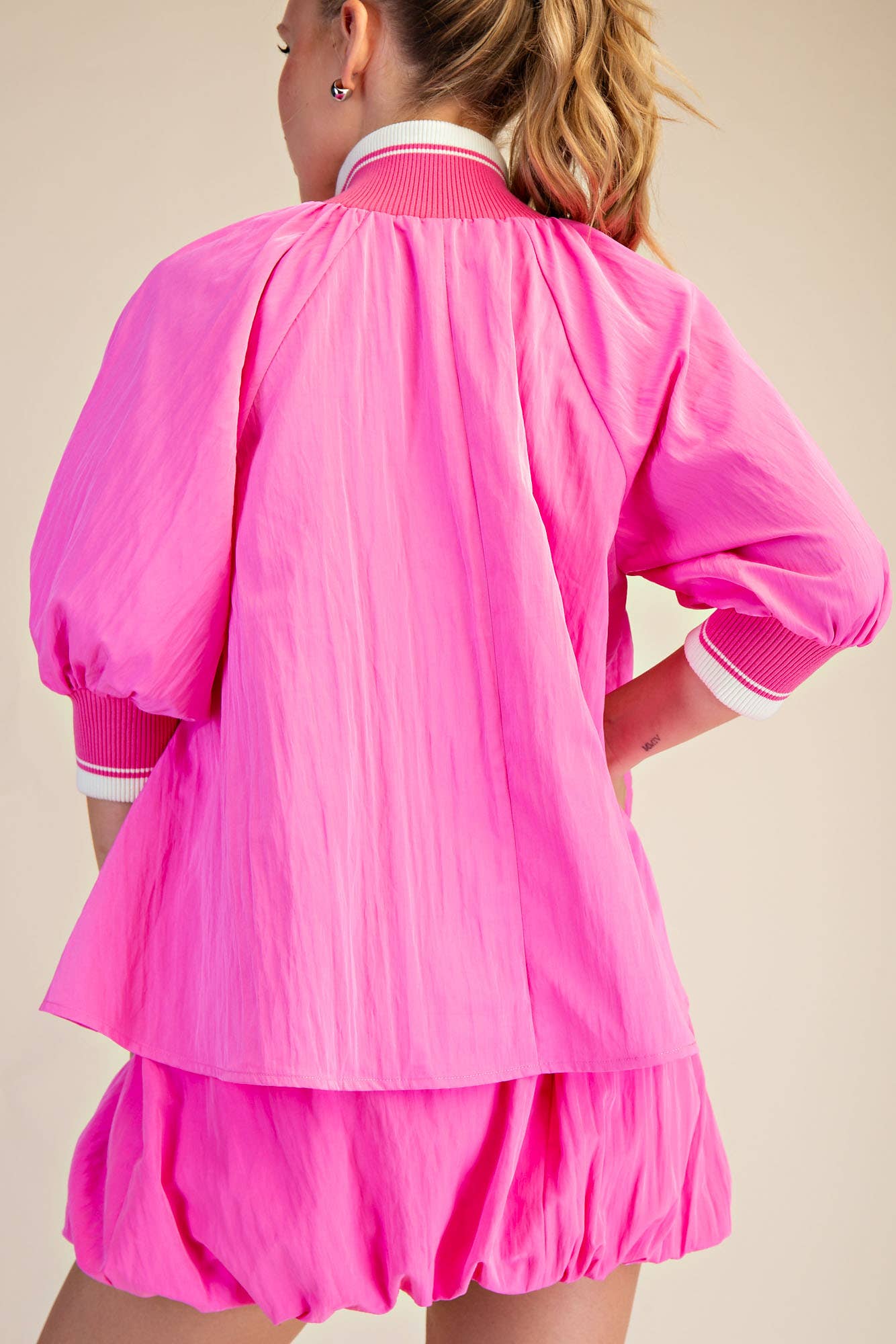 Mock Neck Band Puff Sleeve Blouse