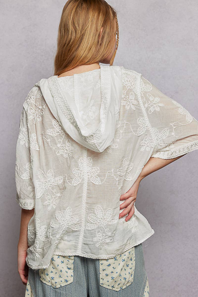 Short Sleeve Border Floral Embroidery Crochet Top