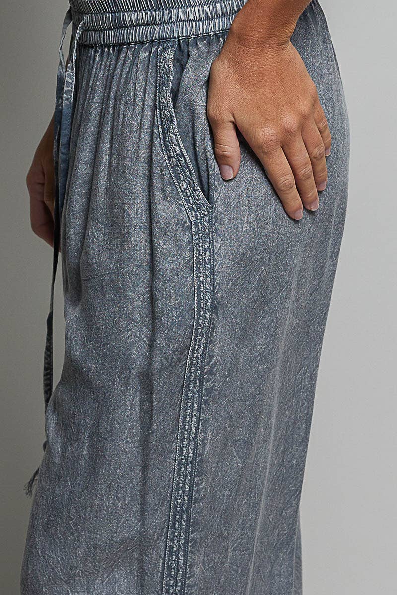 Vintage Washed Embroidered Trim Tassel Wide Leg Pants