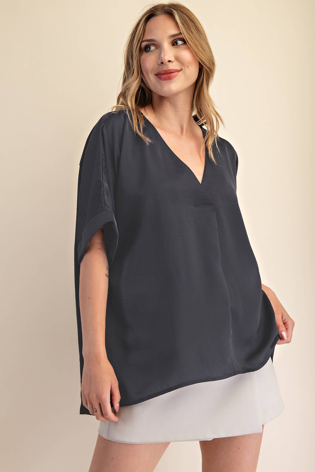 Pull Over Satin Blouse V-neck High Low