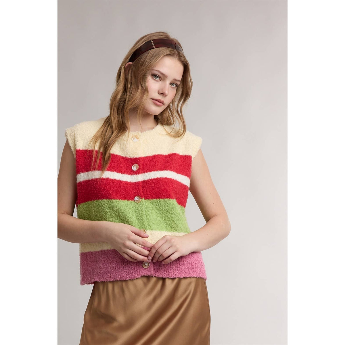 STRIPED MULTI COLOR FUZZY SWEATER VEST / WL26-13898