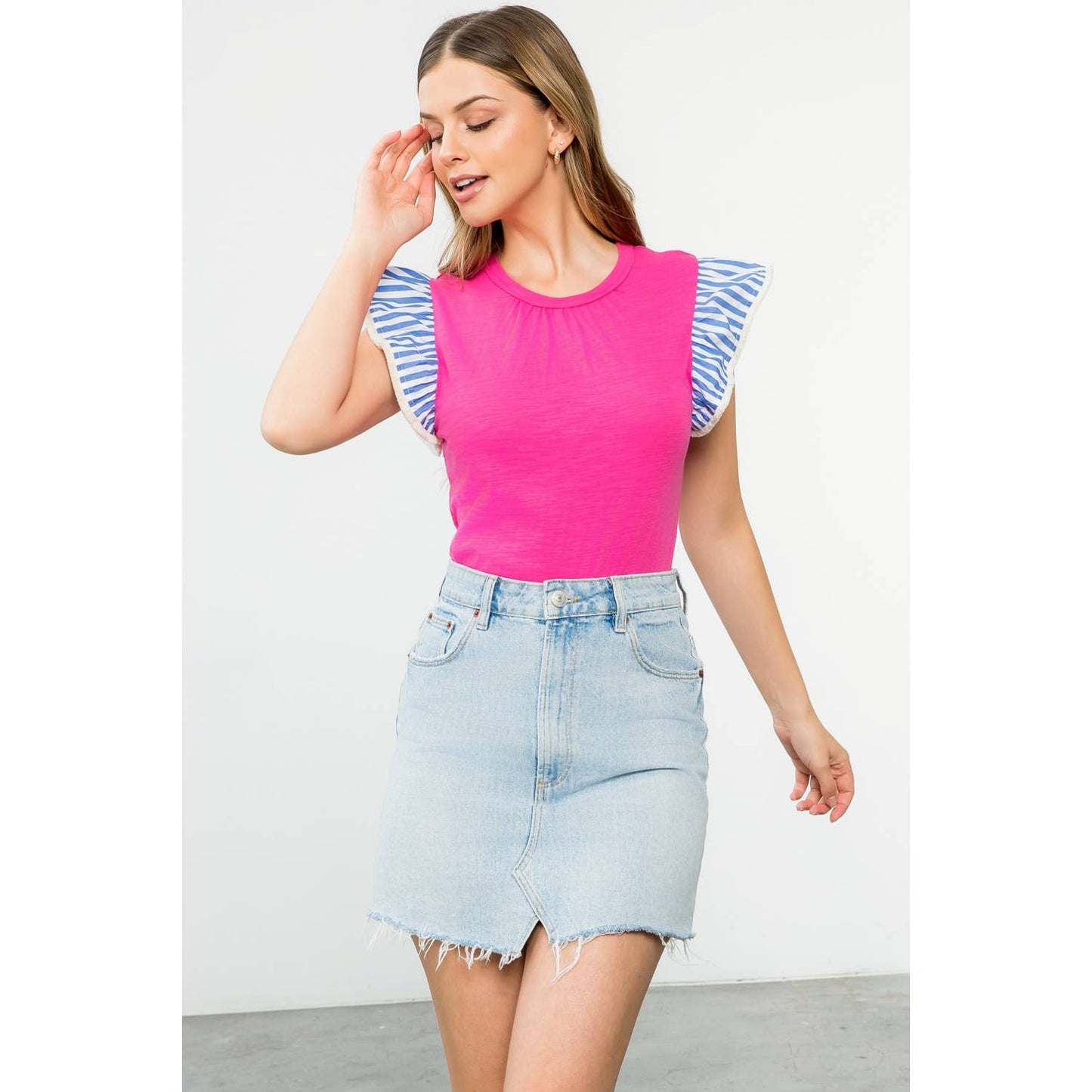Colorblock Sleeve Knit Top with Ruffle Shoulder Trim