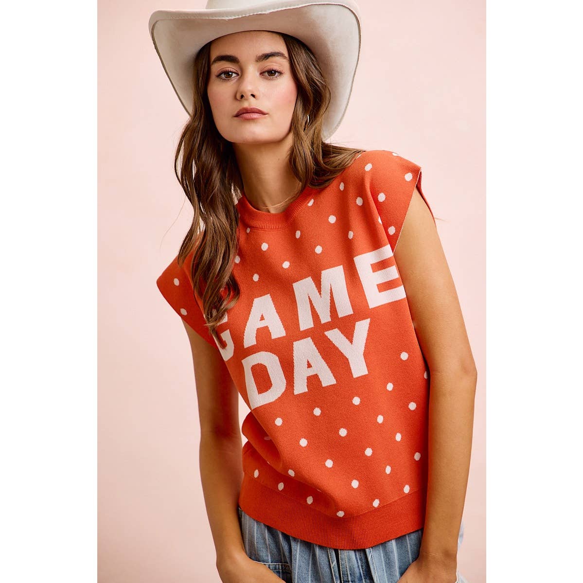GAMEDAY LETTER AND POLKA DOTS SLEEVELESS KNIT TOP