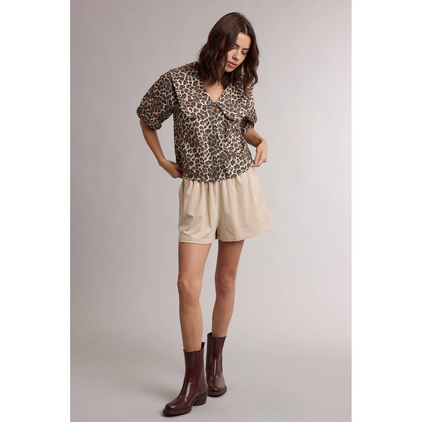 LEOPARD PETER PAN COLLAR BLOUSE / WL26-13188