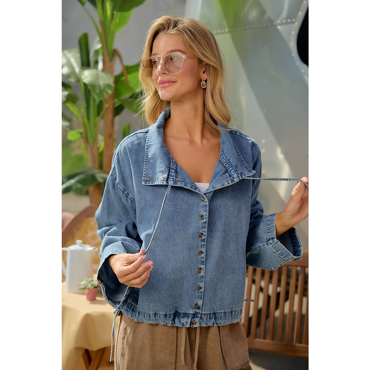 LIGHTWEIGHT WASHED DENIM DRAWSTRING HEM JACKET