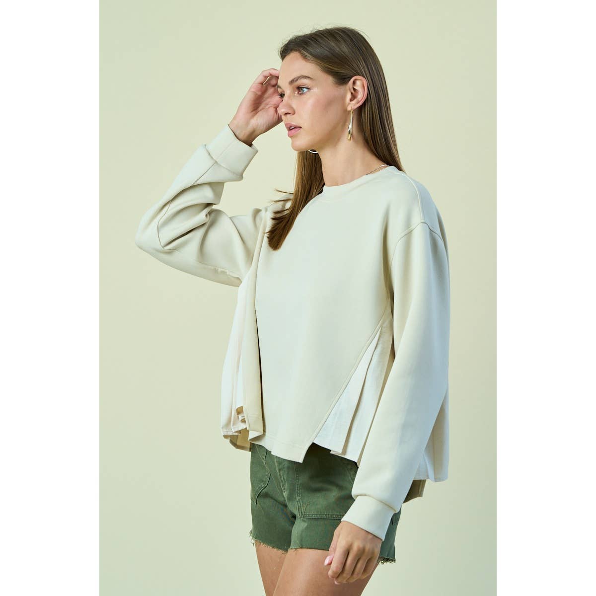 Soft Knit Top With Contrast Pleated Detail