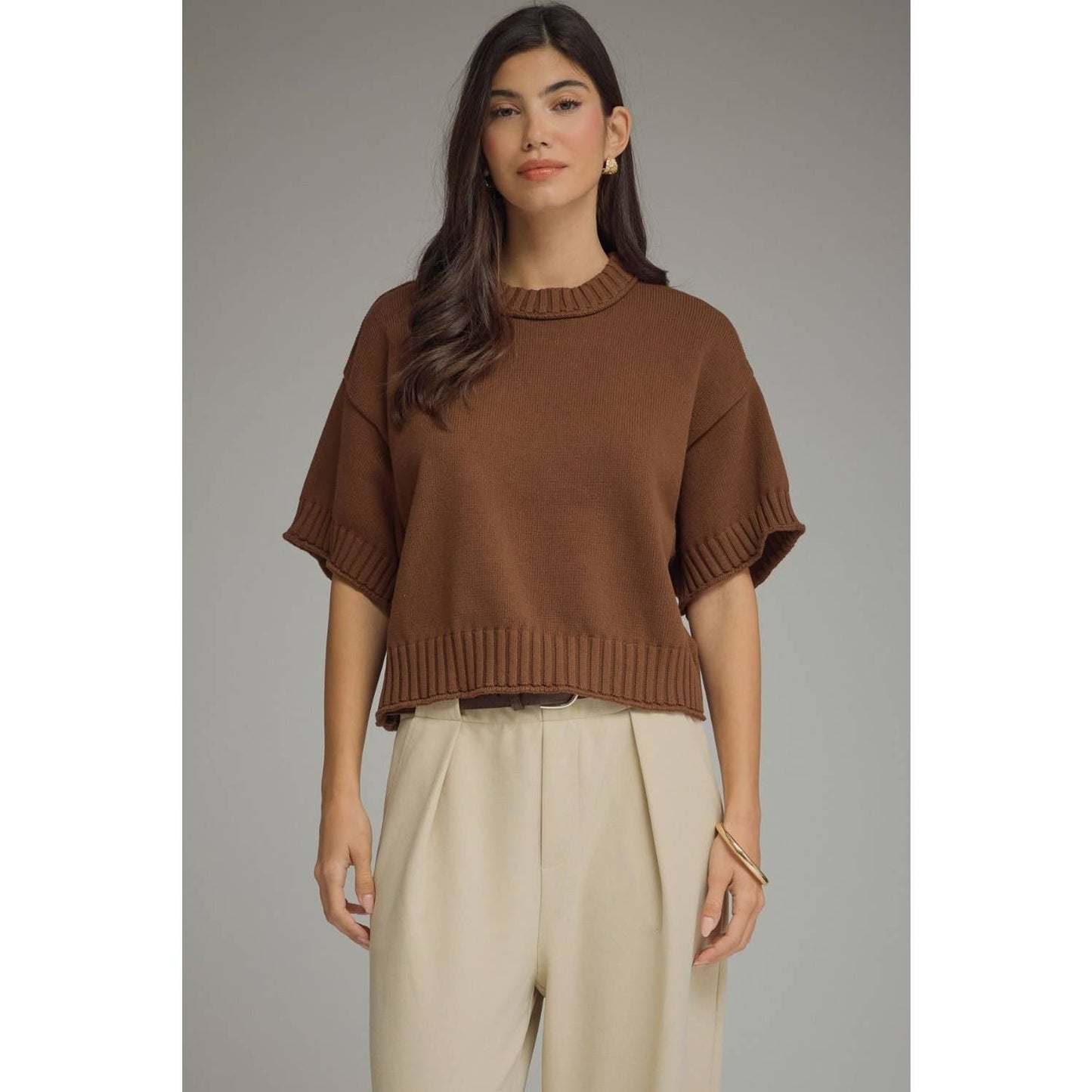 NEW Solid short sleeve knit top