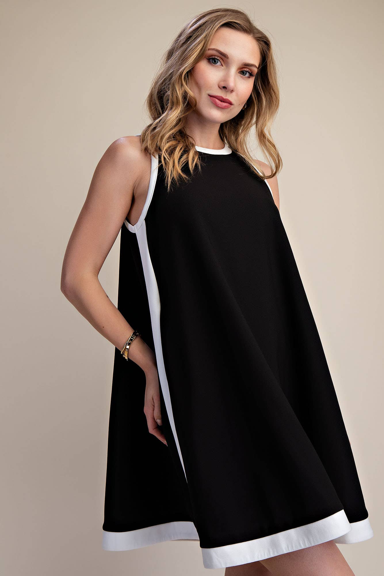A-line Sleeveless Mini Dress With Round Neck Hem Contrast