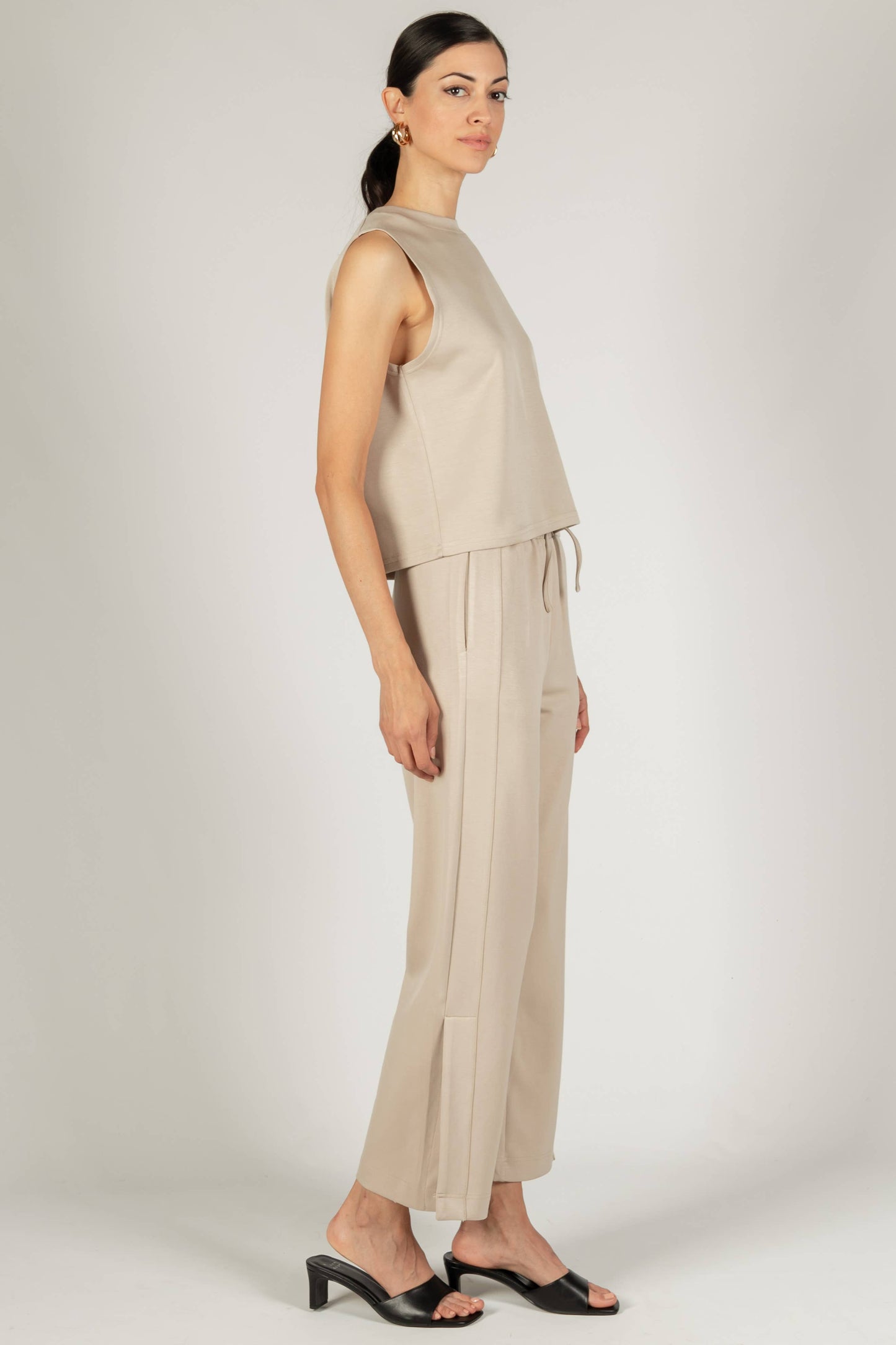 P. CILL Butter Modal Round Neck Sleeveless Top