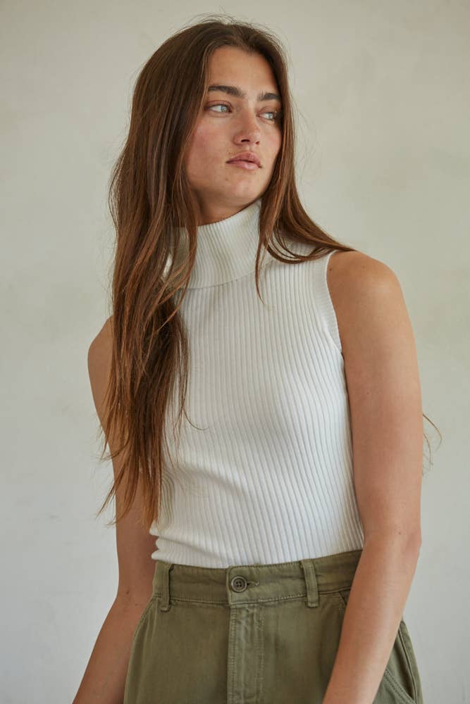W1574 | Knit Turtleneck Sleeveless Pullover Top