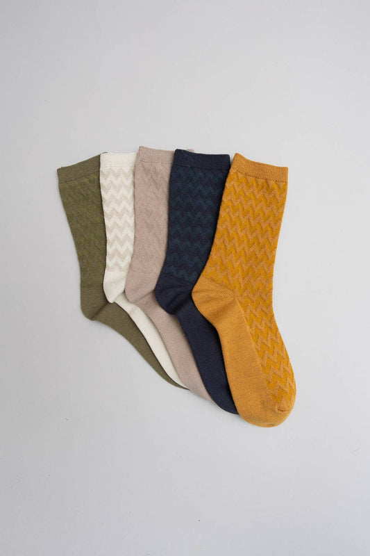 Boho Chic Zig Zag Pattern Socks – Cozy & Stylish for Fall
