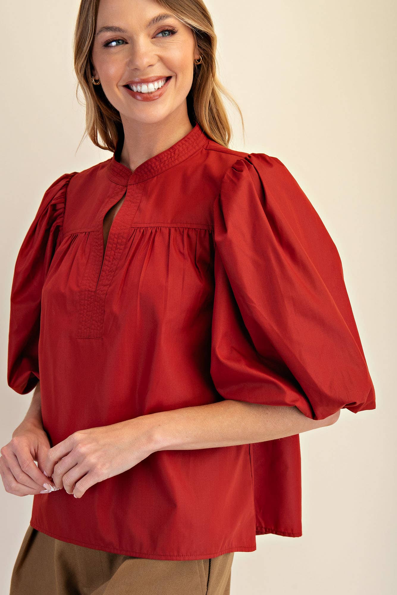 Mandarin Collar V-Neck Bubble Sleeve Poplin Top