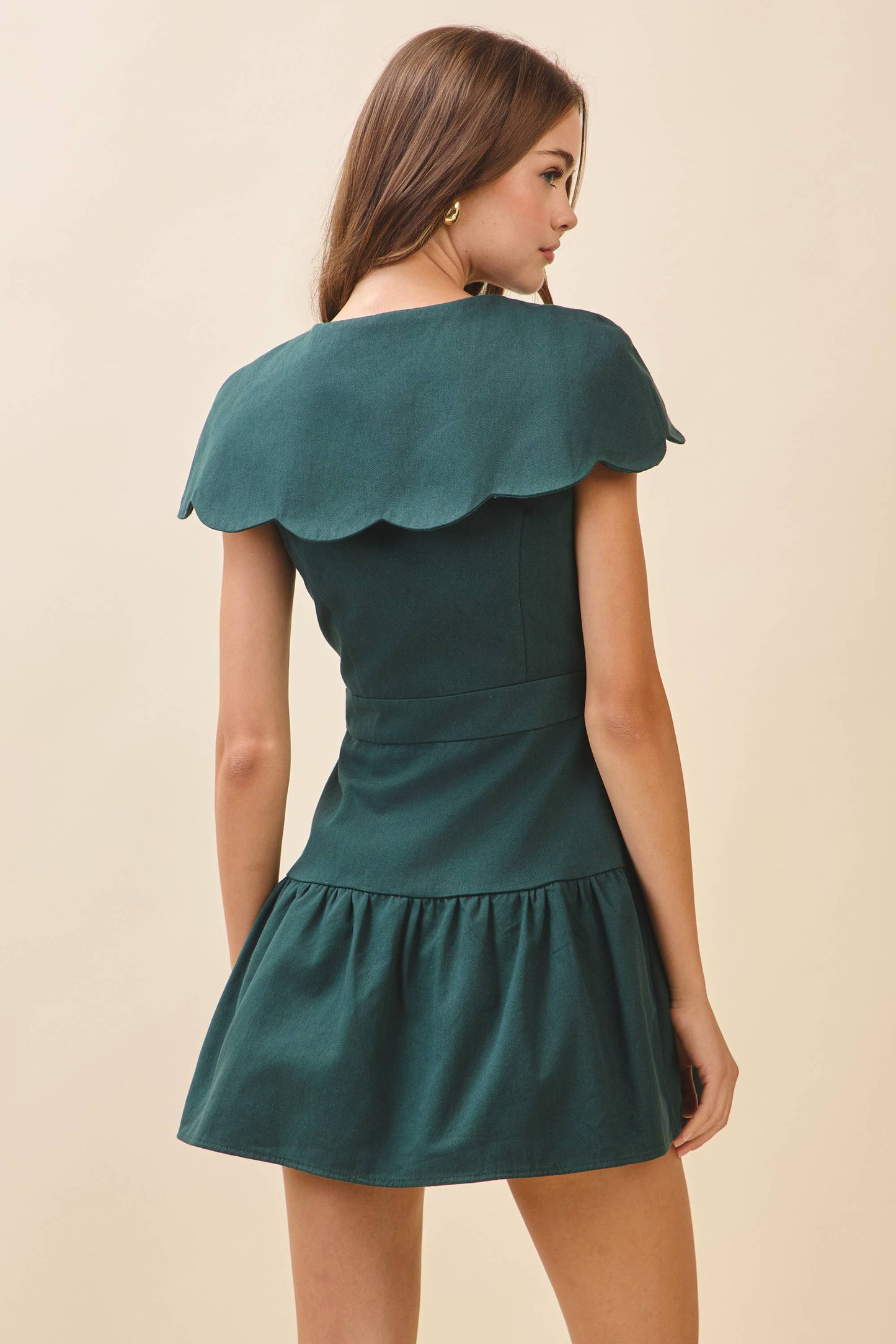 CD06011-Fit And Flare Oversized Scalloped Collar Dress