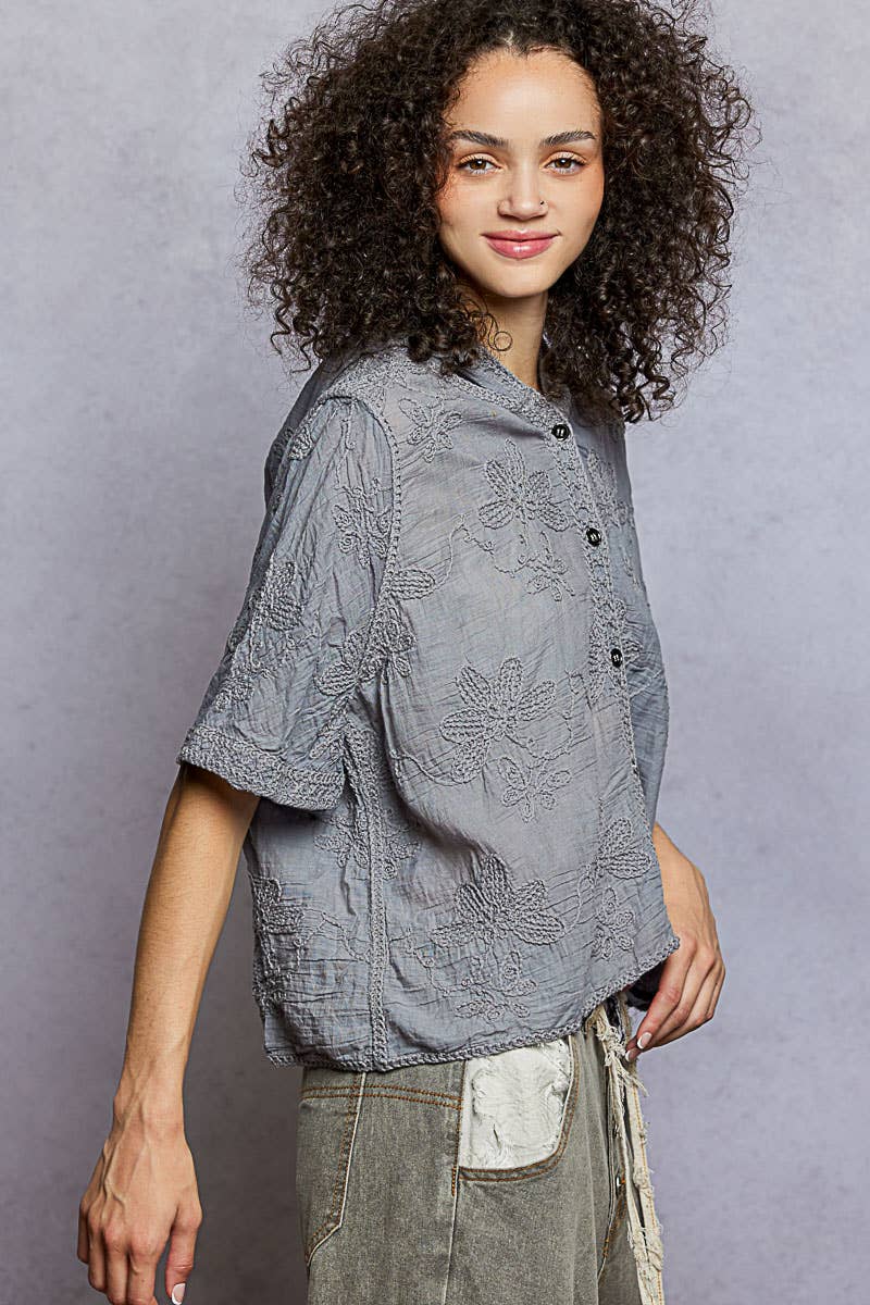 Short Sleeve Border Floral Embroidery Crochet Top