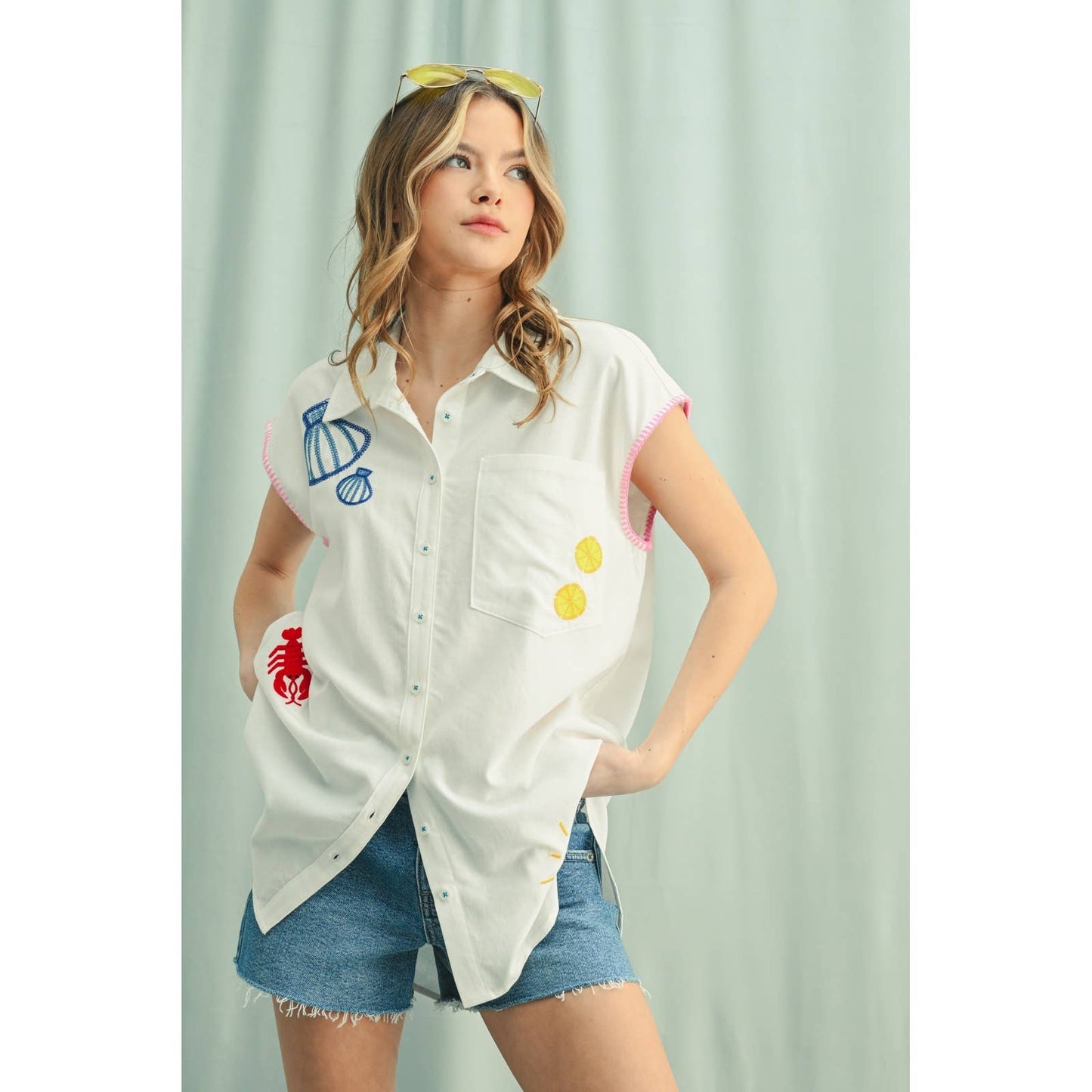 EMBROIDERED BUTTON UP TUNIC / WL25-10134